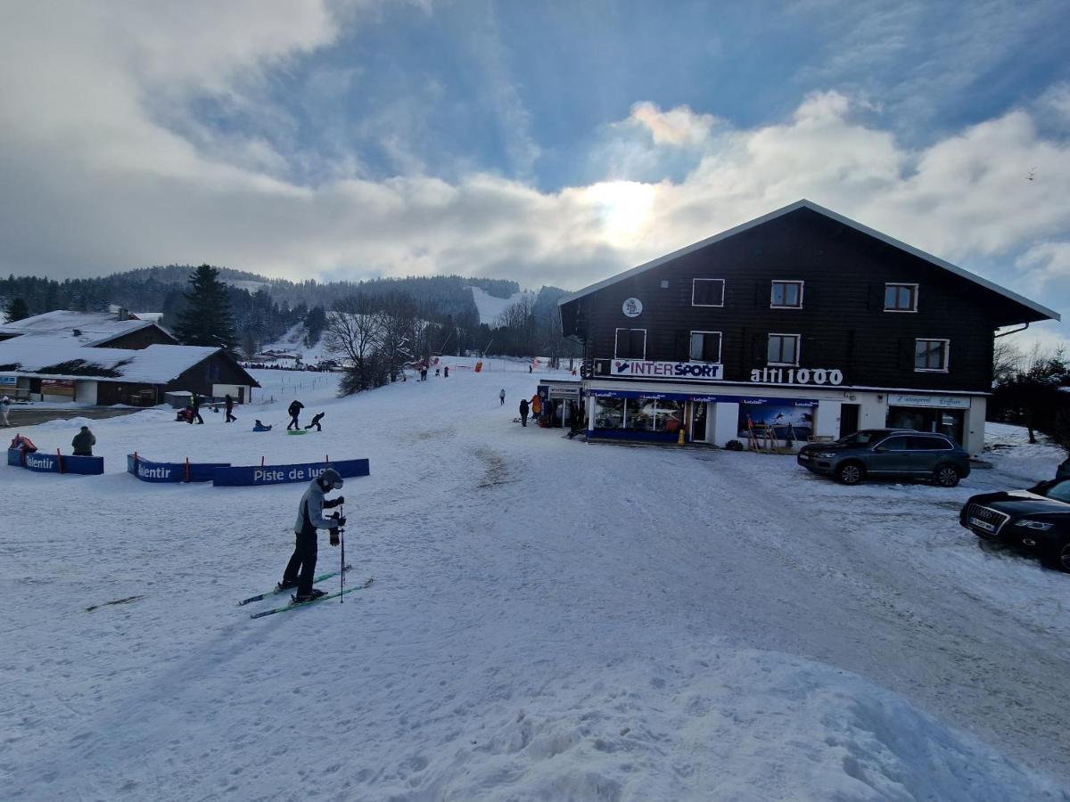 Place Royale Pour 10 A 12 Personnes A 30 Met Des Pistes De Ski Et Vtt Métabief Exterior foto